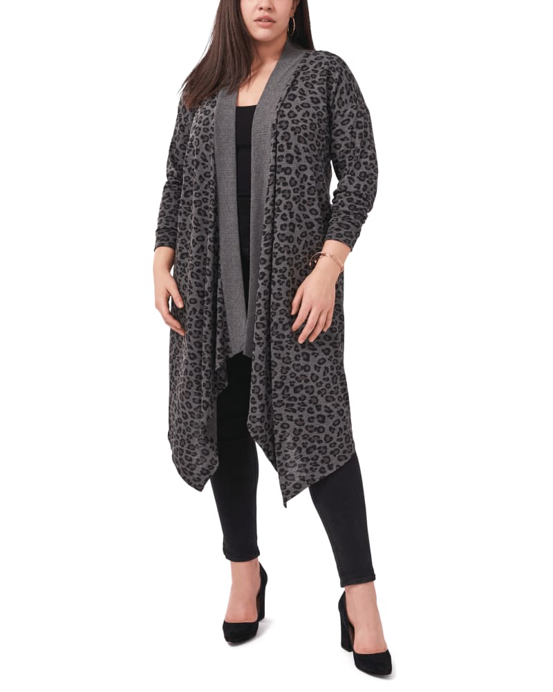 Front of a model wearing a size 1X Josie Animal-Print Asymmetrical Cardigan in MED HTR GREY by 1.State. | dia_product_style_image_id:262116